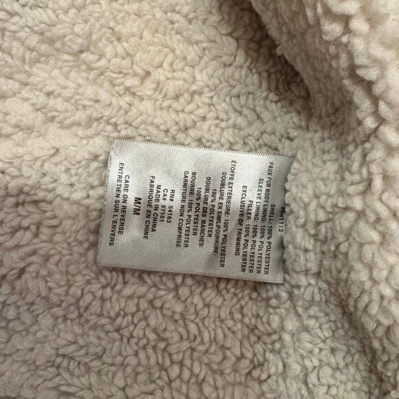 Levi’s Women’s Green Plaid Jacket | Faux Sherpa Lined | Size Medium |Cozy Winter - Picture 7 of 7